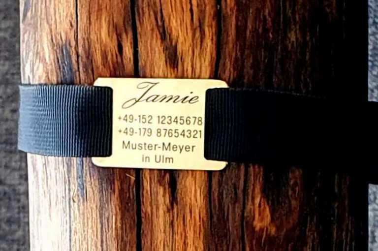 Hundemarke Plakette für flache Halsbandmaterialien bis Breite 26 mm